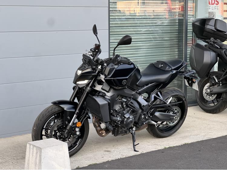 YAMAHA MT-09  Y-AMT