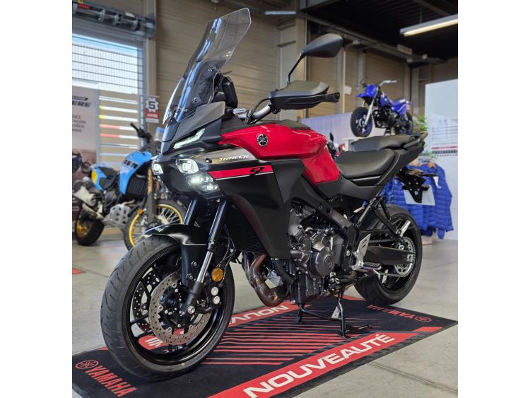 YAMAHA TRACER 9
