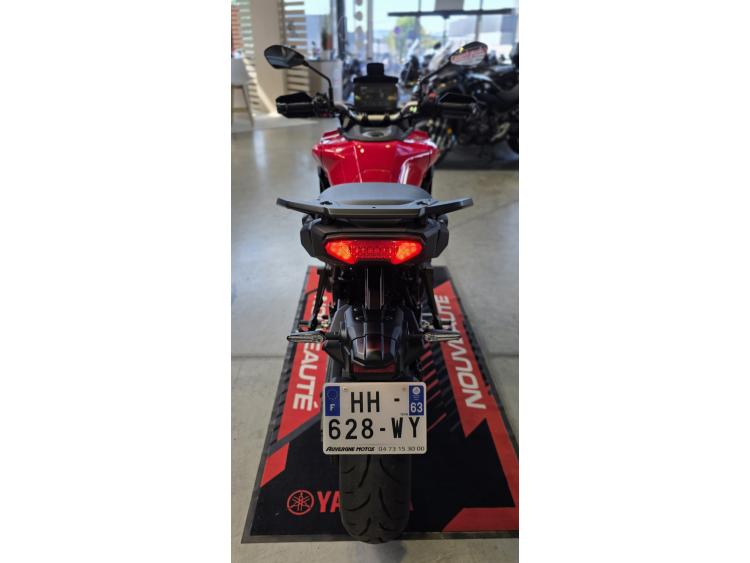 YAMAHA TRACER 9