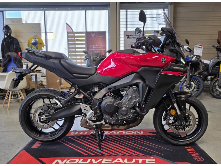 YAMAHA TRACER 9