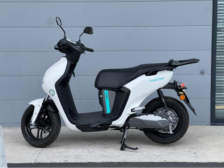 YAMAHA NEO'S 50cc ELECTRIQUE DOUBLE BATTERIES