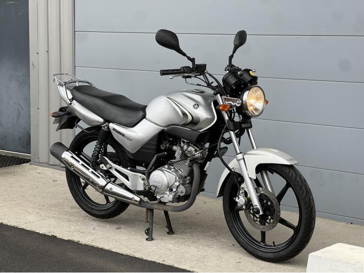 YAMAHA YBR 125