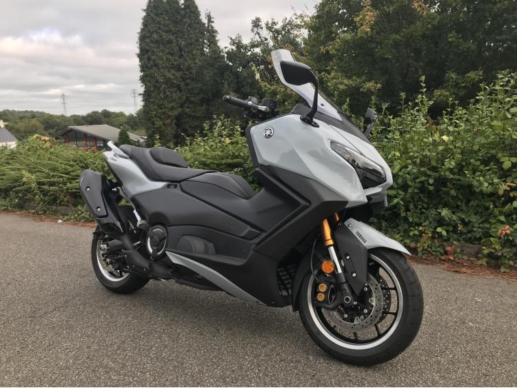 YAMAHA XP T-MAX 560 TECH MAX