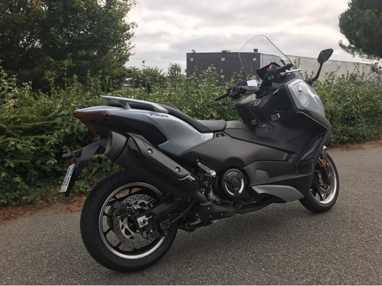 YAMAHA XP T-MAX 560 TECH MAX