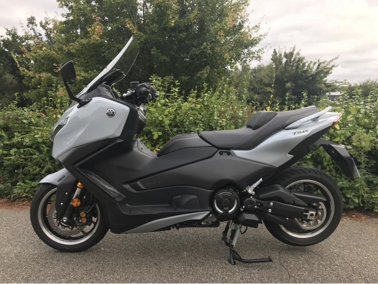 YAMAHA XP T-MAX 560 TECH MAX