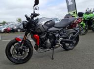 TRIUMPH TRIDENT 660