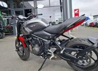 TRIUMPH TRIDENT 660