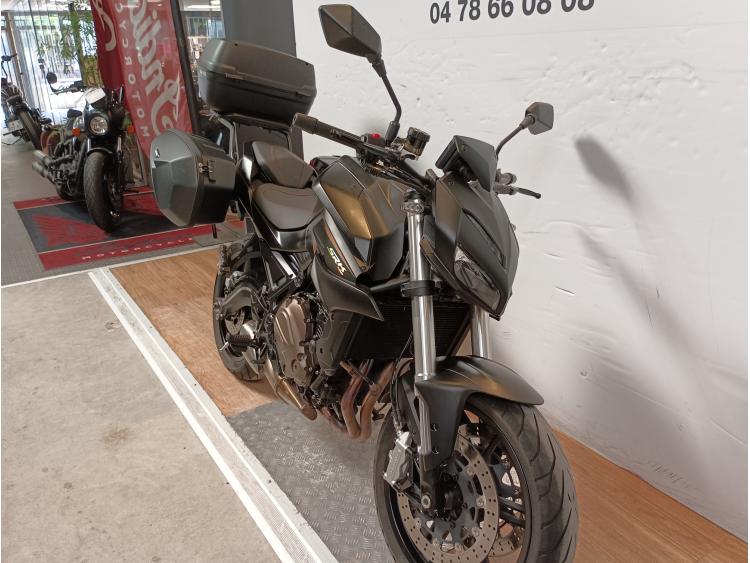 QJ MOTOR SRK 700