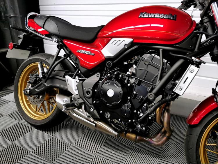 KAWASAKI Z650 Z650RS RS Z 650 - ELIGIBLE A2 - 1ERE MAIN