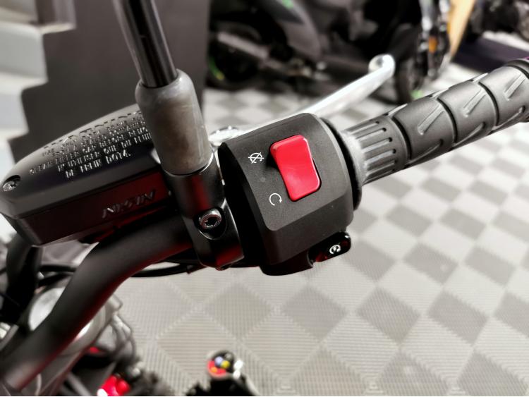 KAWASAKI Z650 Z650RS RS Z 650 - ELIGIBLE A2 - 1ERE MAIN