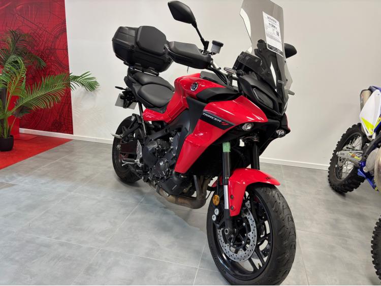 YAMAHA TRACER 900