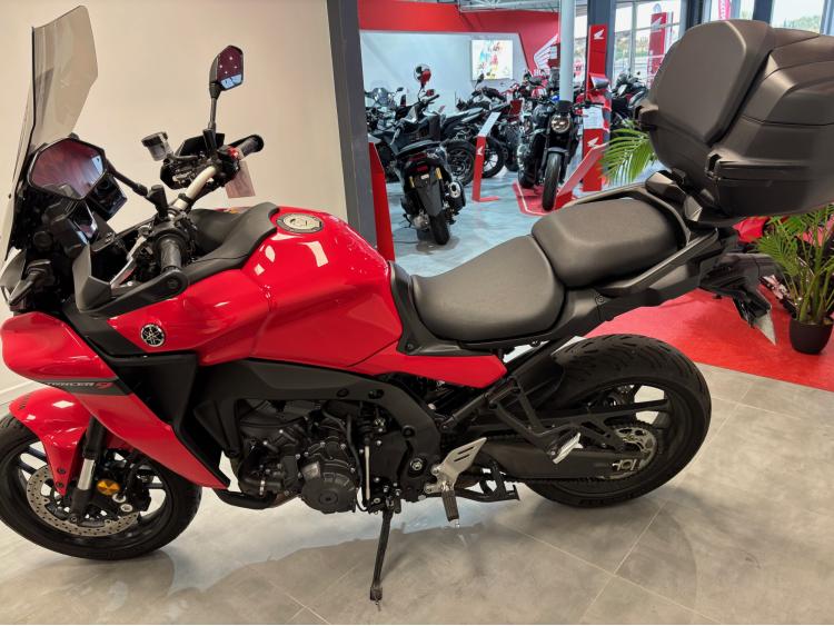 YAMAHA TRACER 900