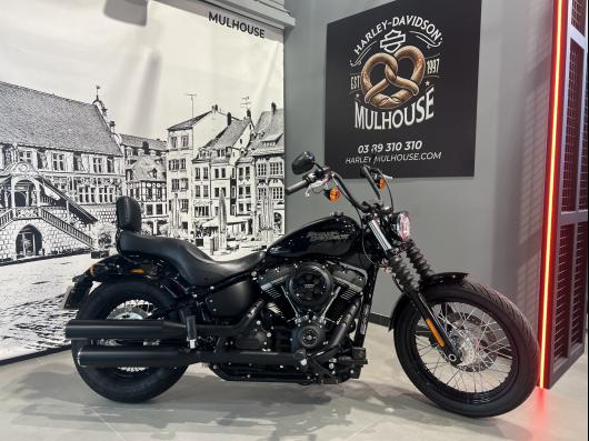 HARLEY-DAVIDSON SOFTAIL STREET BOB 1745