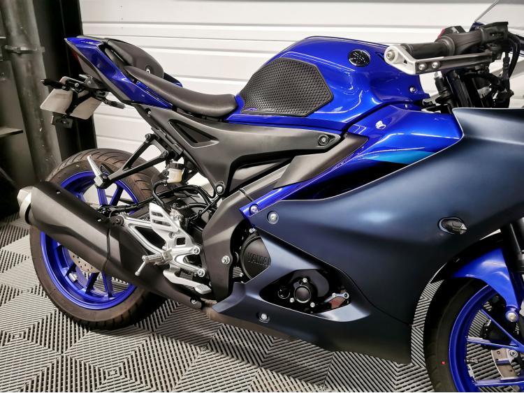 YAMAHA YZF-R 125 R125 - 1ere main 