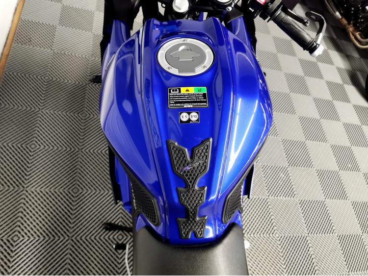 YAMAHA YZF-R 125 R125 - 1ere main 