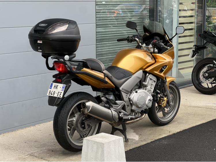 HONDA CBF 1000