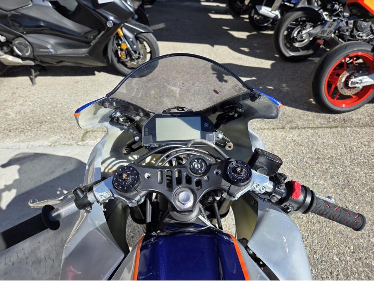YAMAHA YZF-R3 PISTE