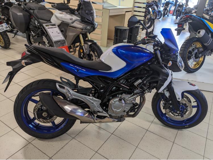 SUZUKI GLADIUS 650 A2 état neuve