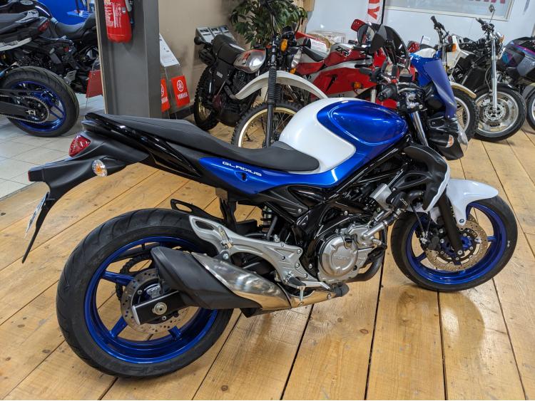 SUZUKI GLADIUS 650 A2 11500 KM