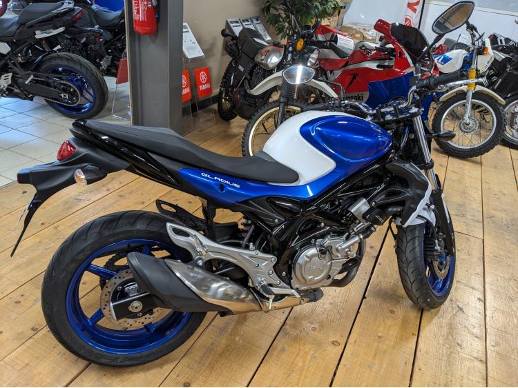 SUZUKI GLADIUS 650 A2 11500 KM
