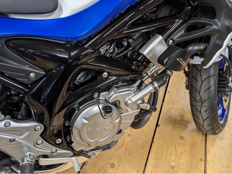 SUZUKI GLADIUS 650 A2 11500 KM