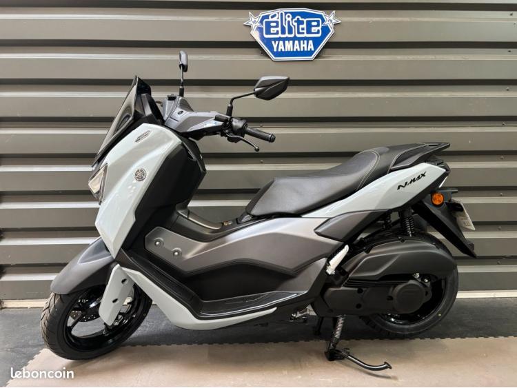 YAMAHA NMAX 125 TECH MAX 2025 - Livraison