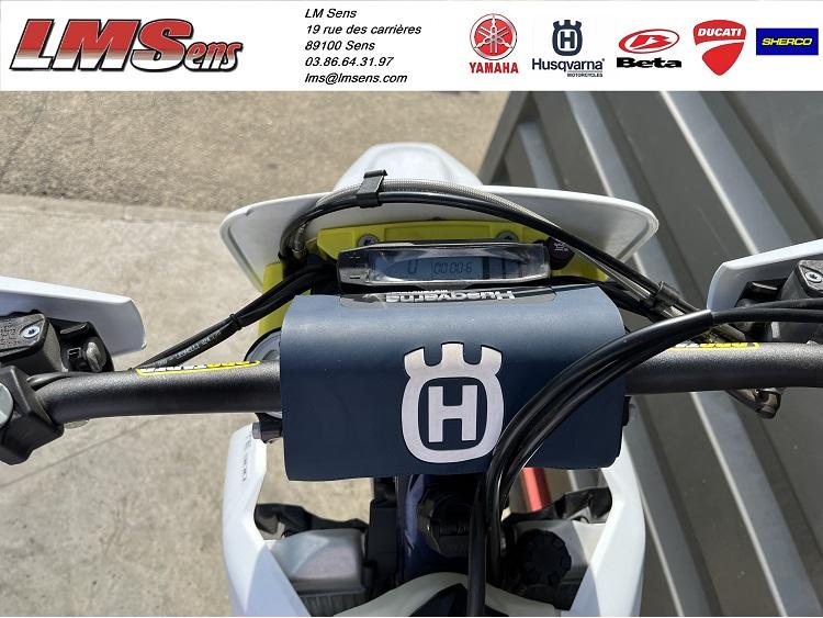 HUSQVARNA TE 300 2024 NEUVE