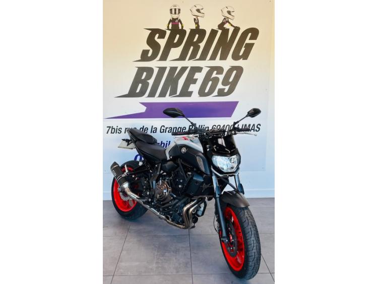YAMAHA MT-07 (47.5CV)