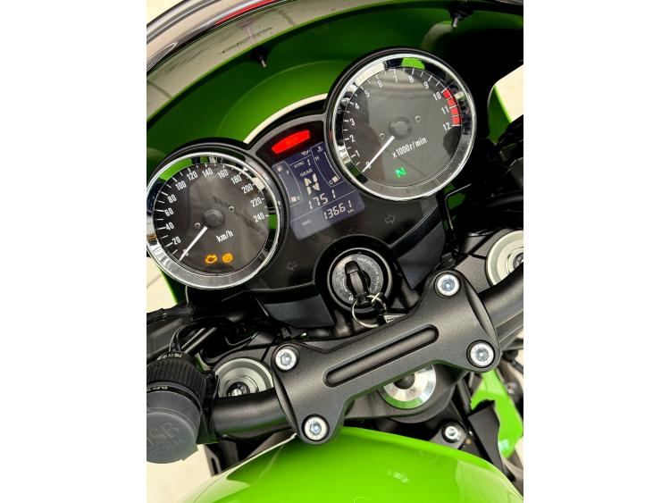KAWASAKI Z 900 RS café racer z900 z900rs xsr900  gp xsr900gp