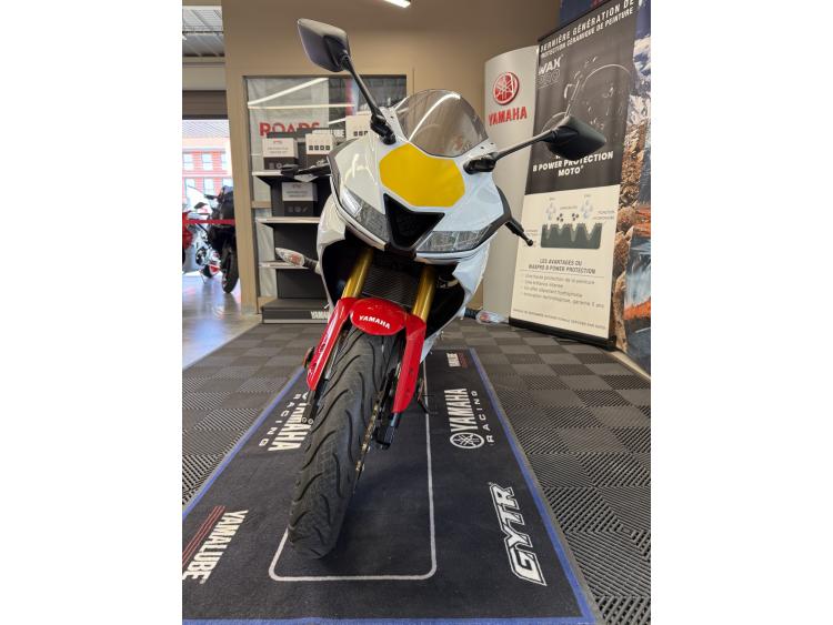 YAMAHA YZF 125 R ABS