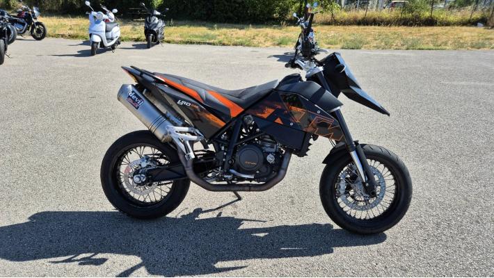 KTM 690 SMC