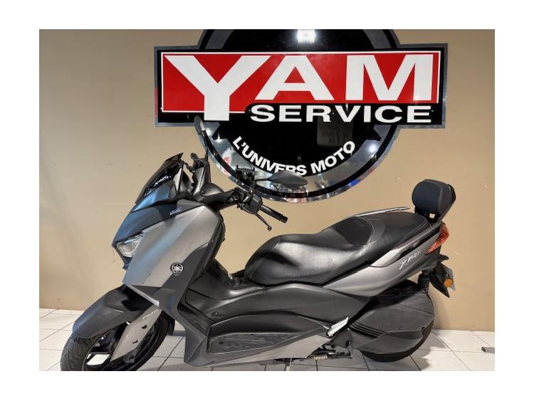 YAMAHA XMAX 300