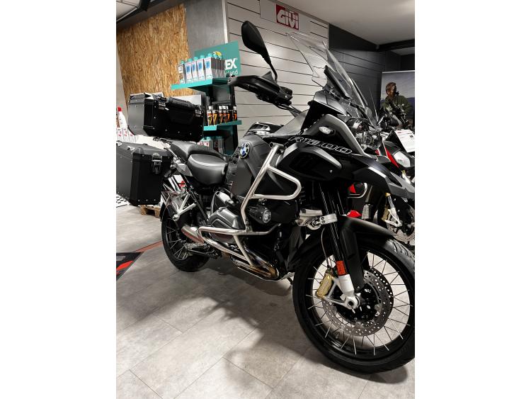 BMW ADVENTURE GS 1200 GSA TRIPLE BLACK