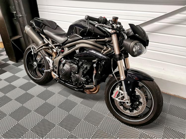 TRIUMPH SPEED TRIPLE 1050 S 