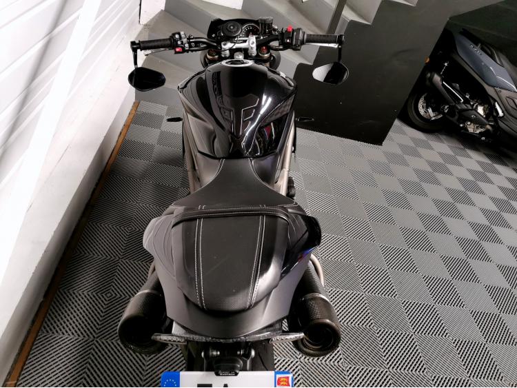 TRIUMPH SPEED TRIPLE 1050 S 