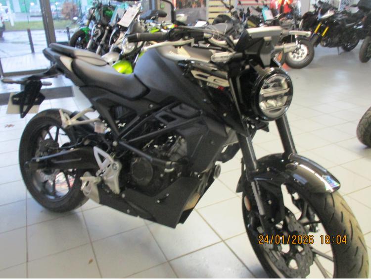 HONDA CB 125 R