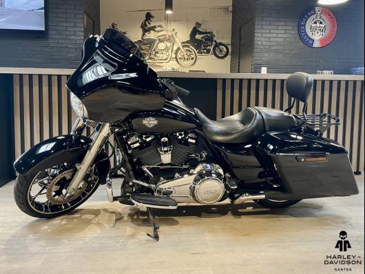 HARLEY-DAVIDSON TOURING STREET GLIDE 1868 SPECIAL