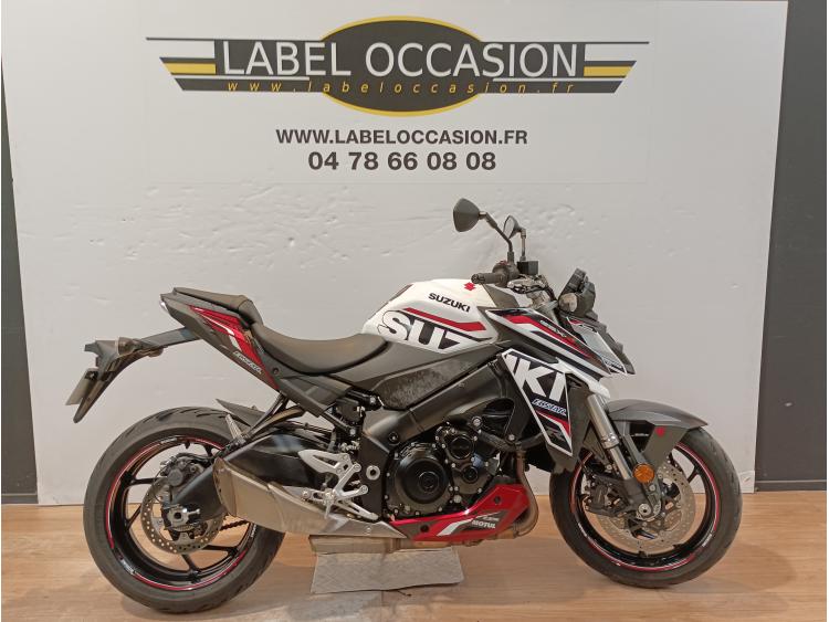 SUZUKI GSX-S 950