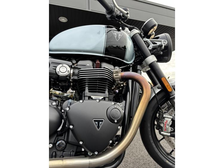 TRIUMPH SPEED TWIN 1200 - EDITION BREITLING 