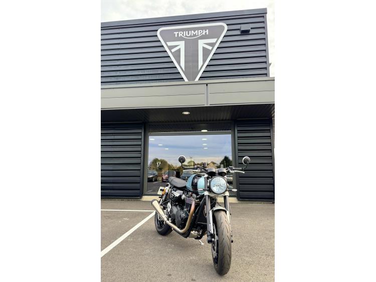 TRIUMPH SPEED TWIN 1200 - EDITION BREITLING 