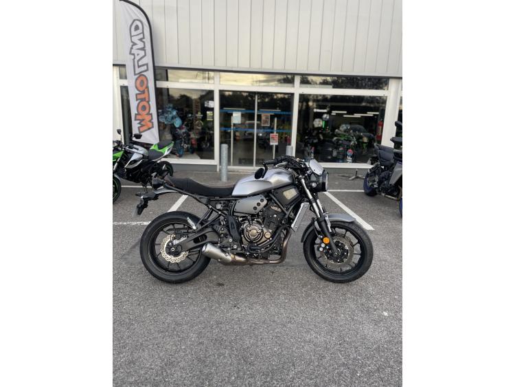 YAMAHA XSR 700