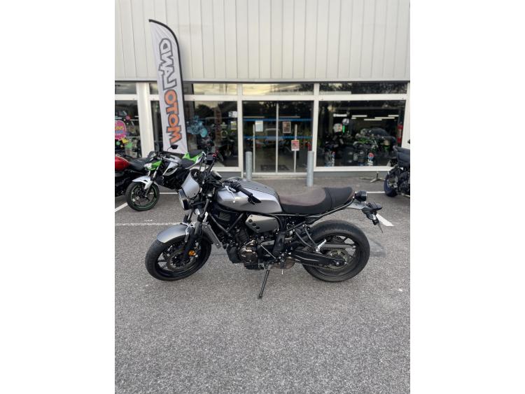 YAMAHA XSR 700