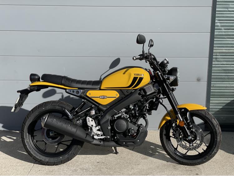 YAMAHA XSR 125