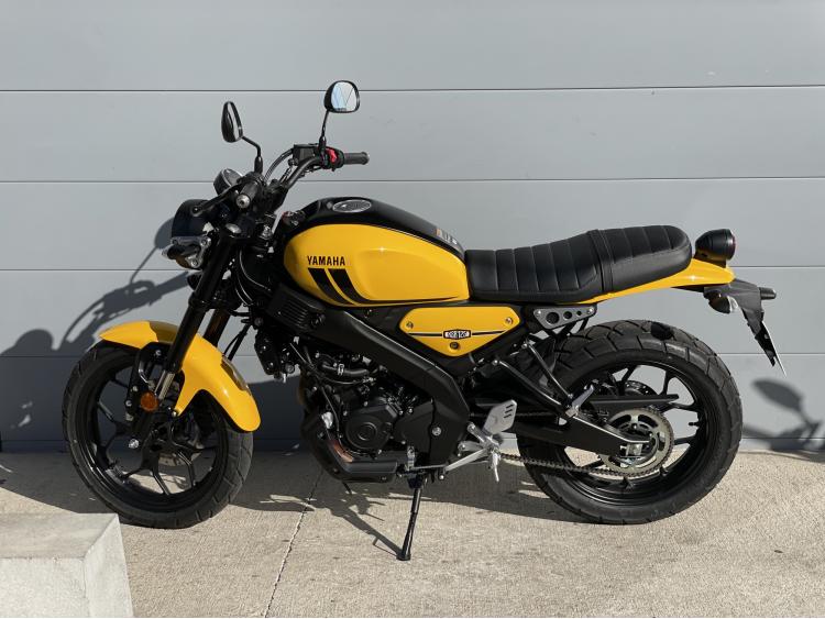 YAMAHA XSR 125