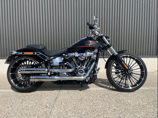 HARLEY-DAVIDSON SOFTAIL BREAKOUT 1923