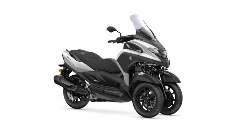 TRICITY 300 (25)