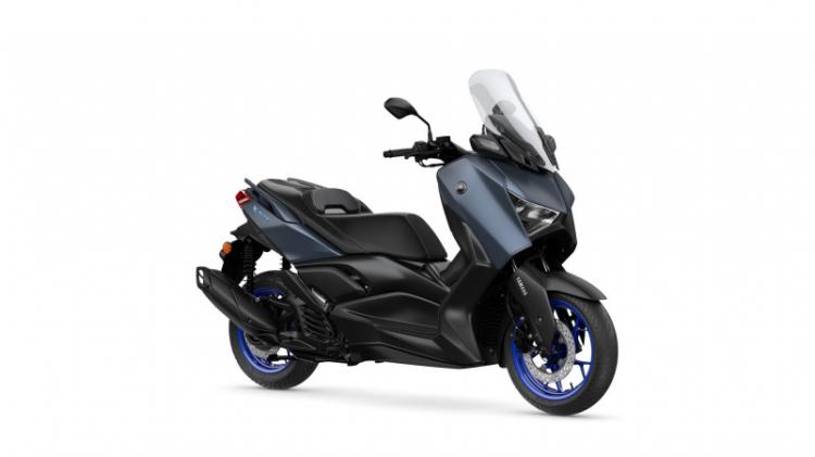 XMAX 125