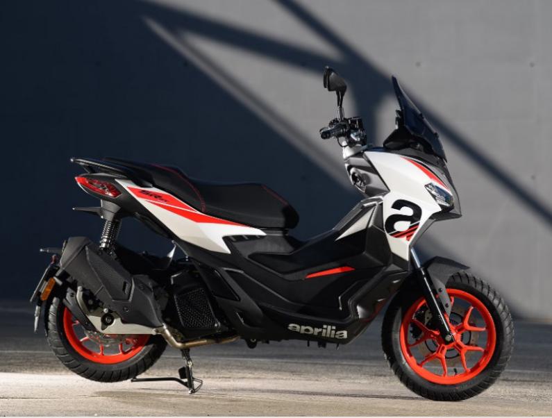 Aprilia SR GT Sport 125